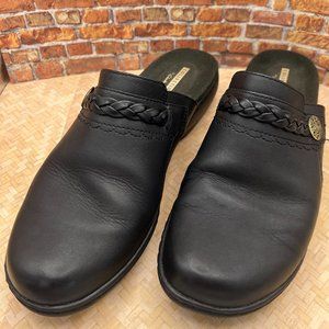 CLARKS Collection, Leisa Carly Black Leather Clog, Size 8.5M